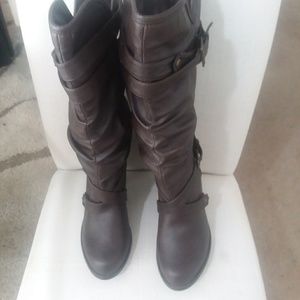 Womens boots